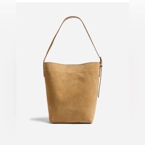 Madewell The Essential Bucket Tote